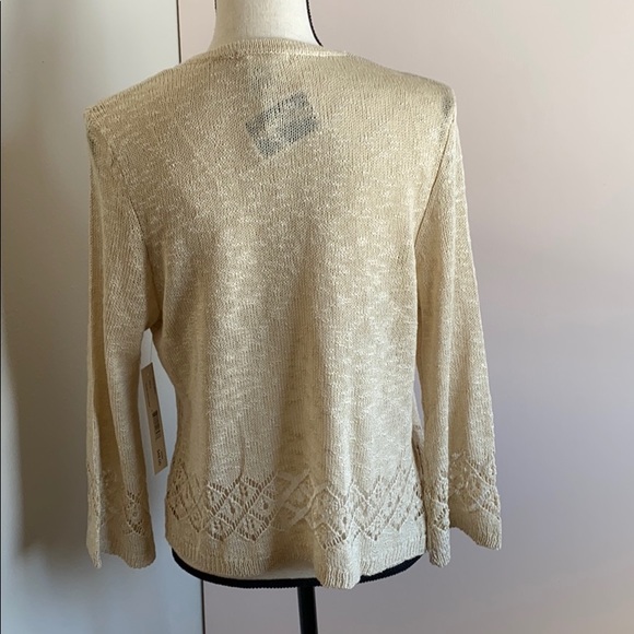 Isela light linen top - Picture 4 of 6
